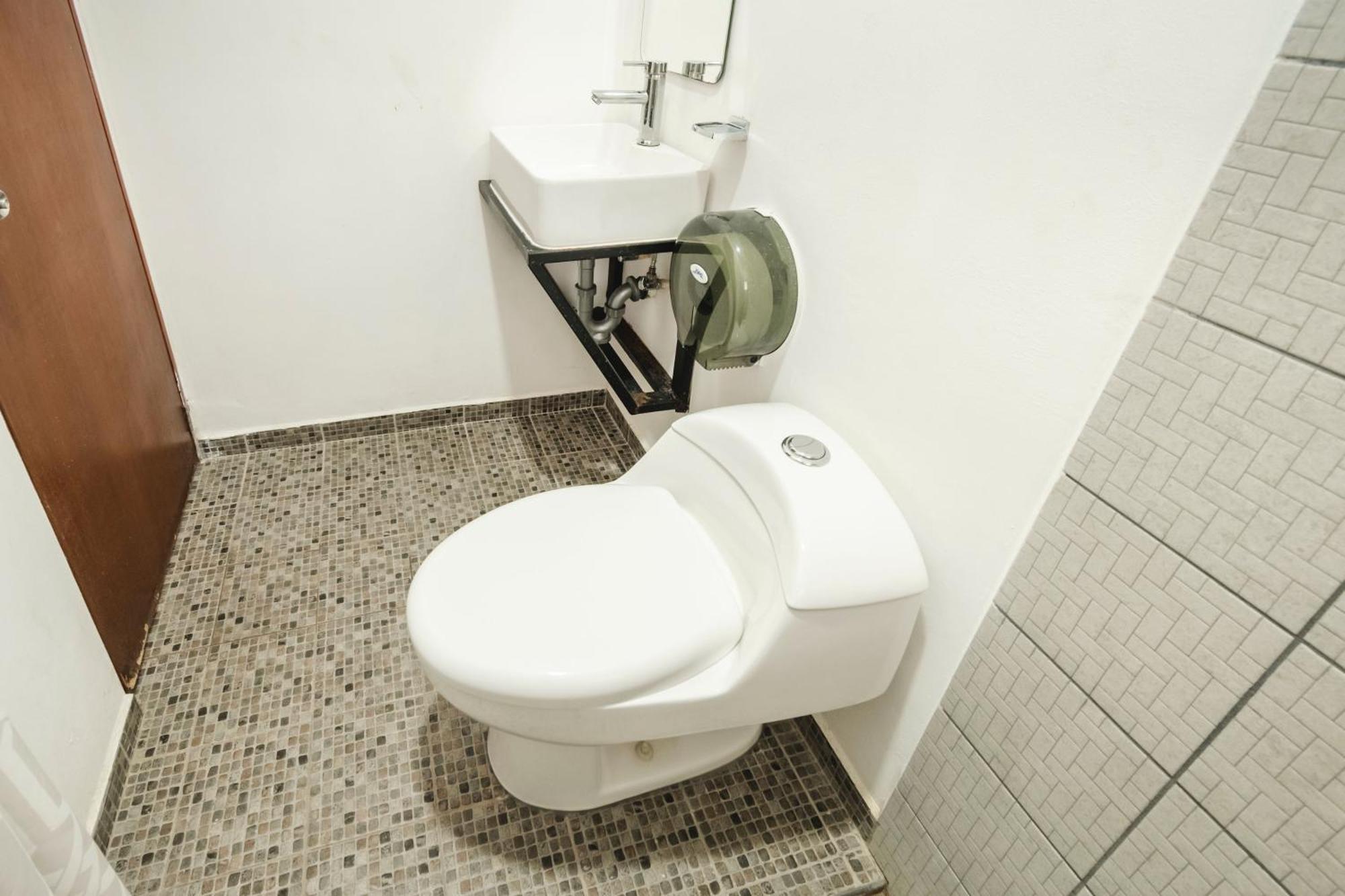 Hotel Quiam Плая дел Кармен Екстериор снимка
